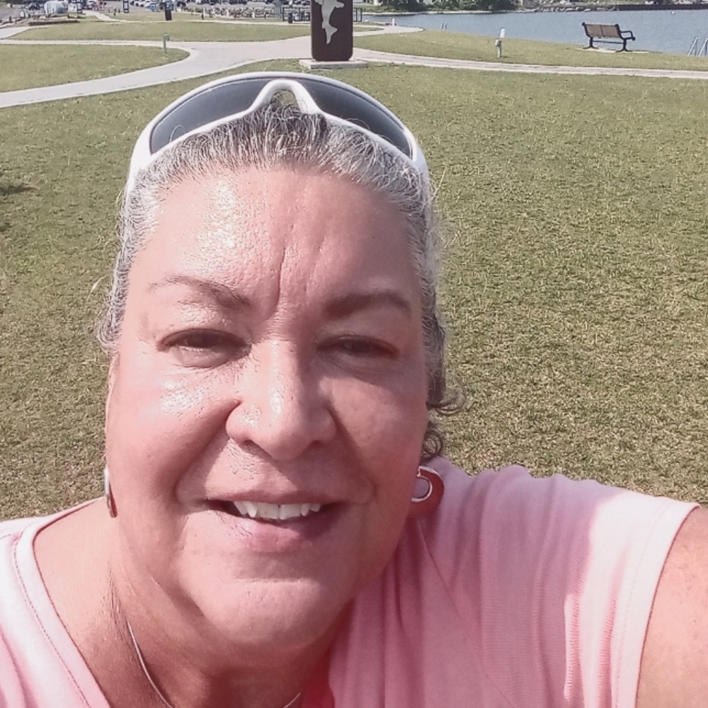 Meet your Posher, Joy